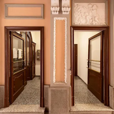 Charm House In The Heart Of - Porta Venezia Apartamento